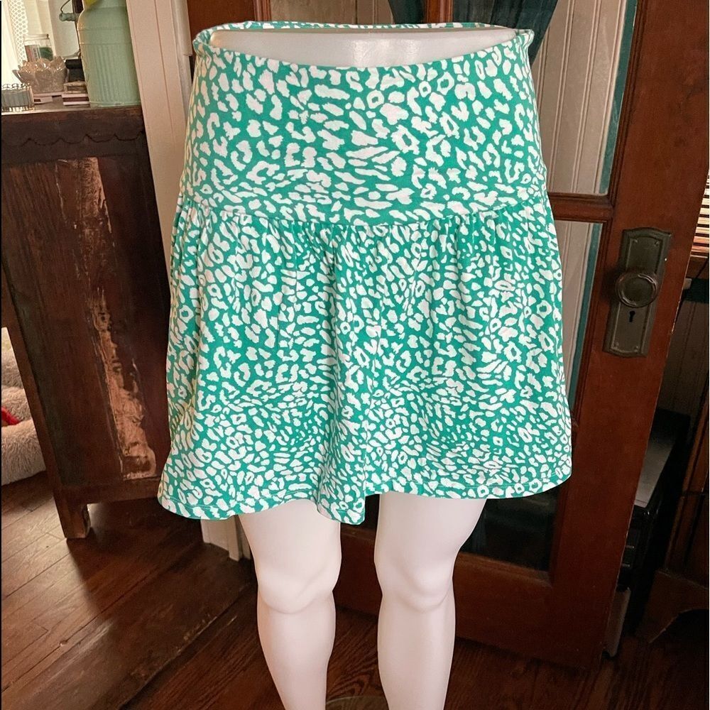 *Moda Int’l* Y2K Turquoise Sz M Cheetah Beach Mini Skirt